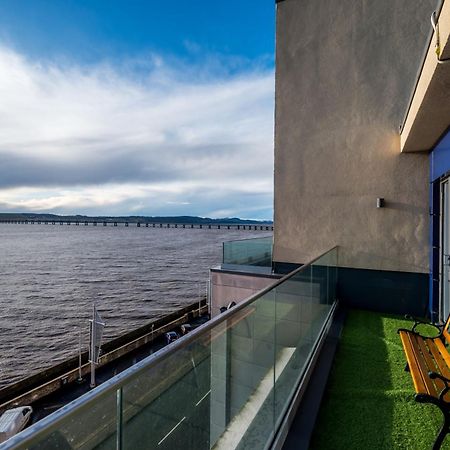 Luxe Riverside Duplex Penthouse, Amazing Views With 2 X Balcony, 3 X King Bedrooms, 2 X Bathrooms, Fully Equipped, River And City Views, Poker Table Plus Games, Free Parking, 10 Min To Uni And 5 Mins To Supermarket, Car Hire Available Poa Dundee Esterno foto