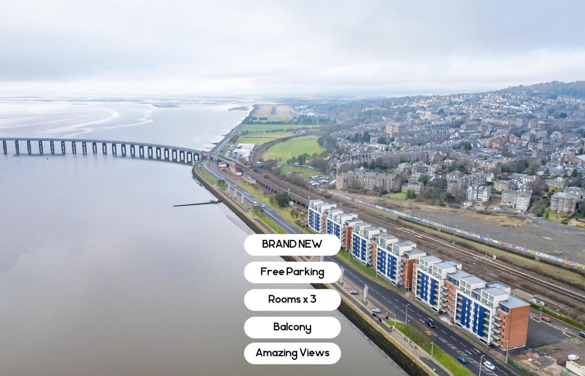 Luxe Riverside Duplex Penthouse, Amazing Views With 2 X Balcony, 3 X King Bedrooms, 2 X Bathrooms, Fully Equipped, River And City Views, Poker Table Plus Games, Free Parking, 10 Min To Uni And 5 Mins To Supermarket, Car Hire Available Poa Dundee Esterno foto